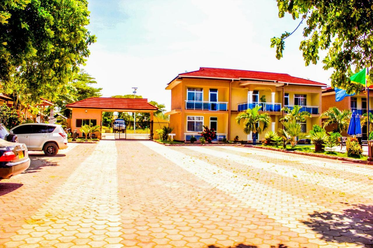 Sea View Beach Resort Lindi Exterior foto